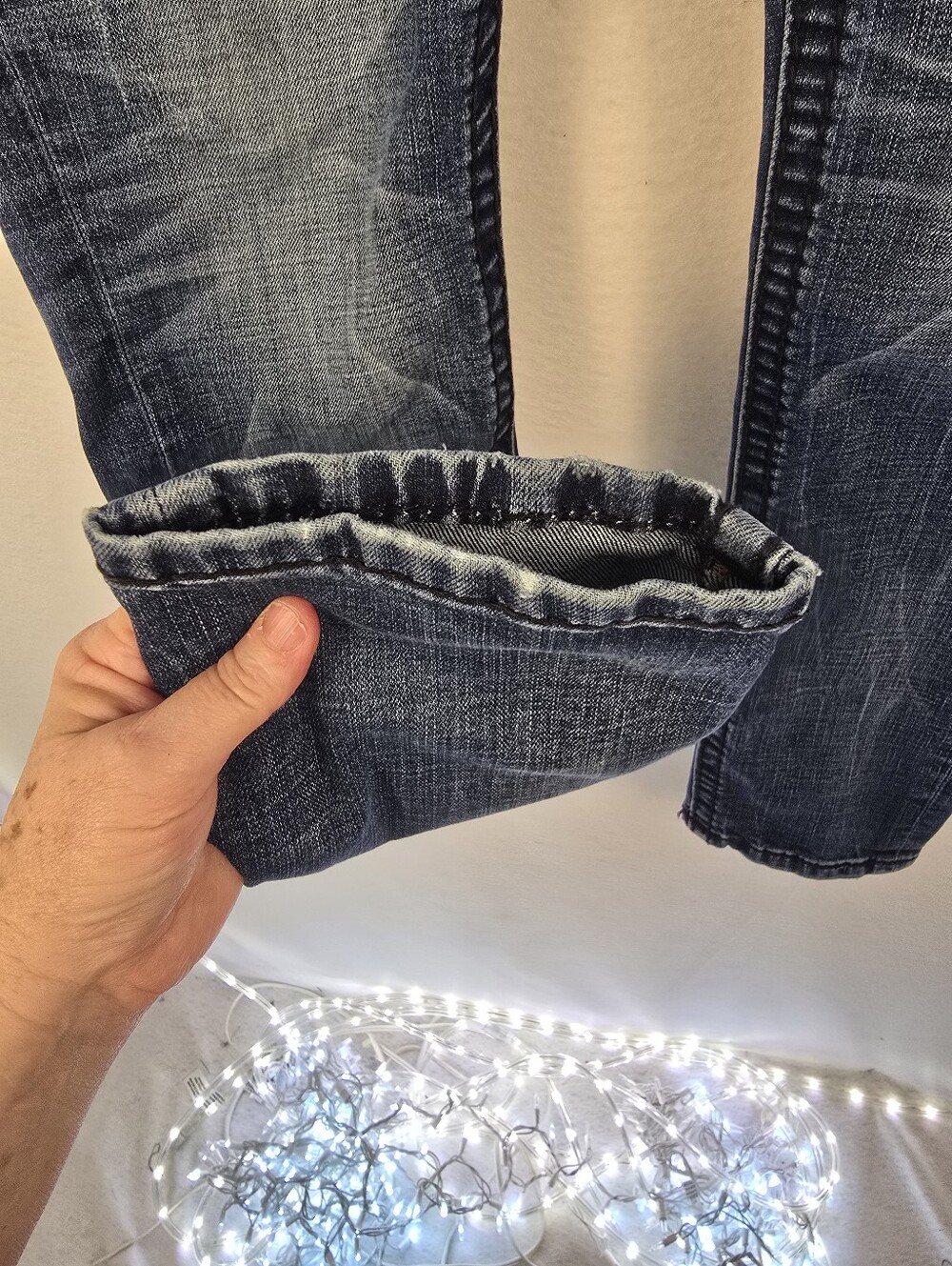 Rock Revival Westmont Slum Taper Dark Blue Embroidered Pocket Jeans. Mens 32/31 - Picture 13 of 16